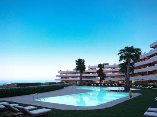 Luxury Apartment for sale in Manilva, 419 610 €, Photo 2
