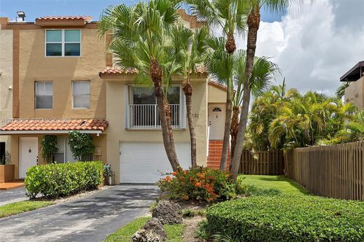Luxury House for sale in Miami, 516 684 €, Photo 3