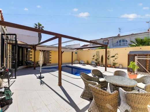 Maison de luxe à vendre à Torrevieja, 525 000 €, Photo 4