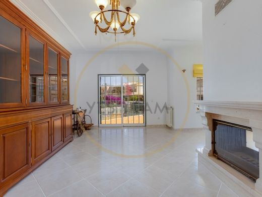 Luxury House for sale in Portimão, 760 000 €, Photo 4