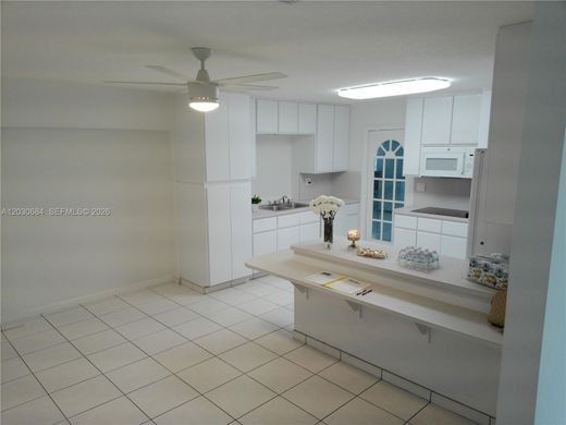 Luxury House for sale in Miami, 730 054 €, Photo 5