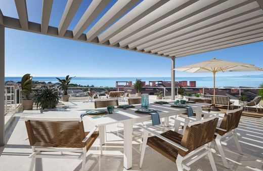 Luxury Apartment for sale in Manilva, 625 000 €, Photo 1