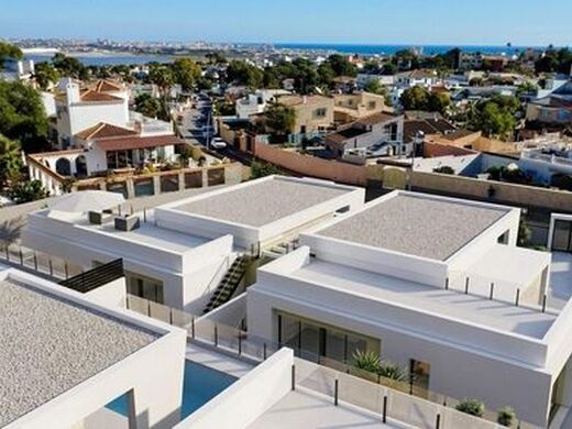 Maison de luxe à vendre à Torrevieja, 700 000 €, Photo 2