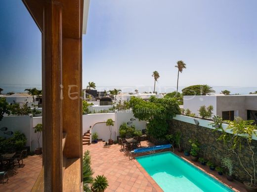Luxury House for sale in Arrecife, 1 045 000 €, Photo 3