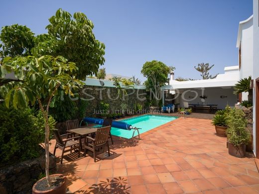 Luxury House for sale in Arrecife, 1 045 000 €, Photo 7