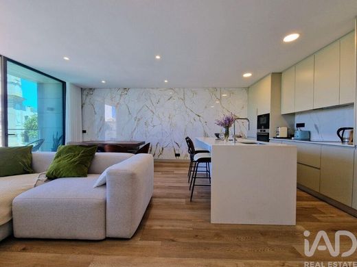 Luxury Apartment for sale in Faro, 700 000 €, Photo 1