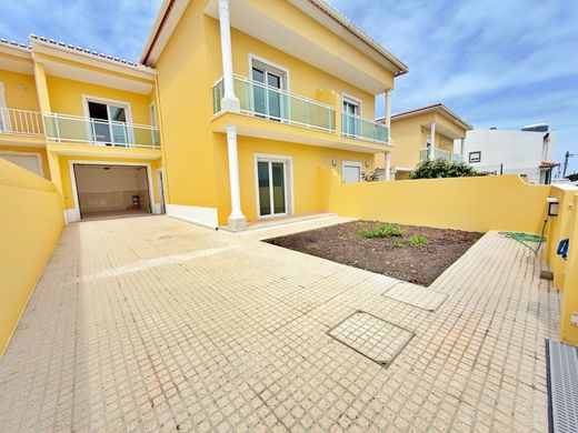 Maison de luxe à vendre à Torres Vedras, 495 000 €, Photo 2