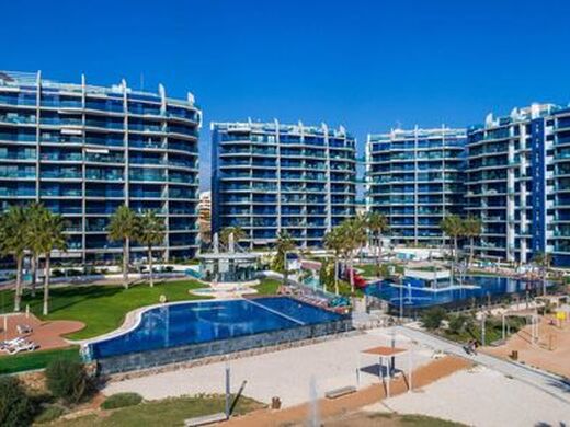 Appartement de luxe à vendre à Torrevieja, 699 000 €, Photo 1