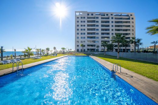 Appartement de luxe à vendre à Torrevieja, 765 000 €, Photo 1