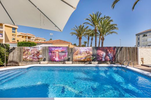 Maison de luxe à vendre à Torrevieja, 656 000 €, Photo 3
