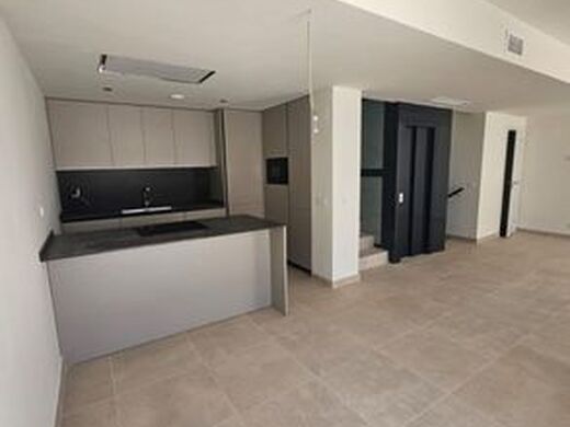 Luxury House for sale in Benalmádena, 700 000 €, Photo 5