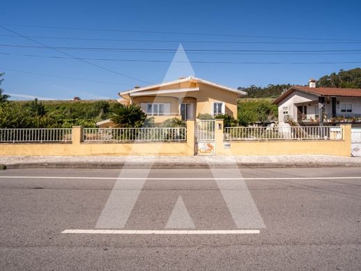 Luxury House for sale in Oliveira de Azemeis, 499 000 €, Photo 1