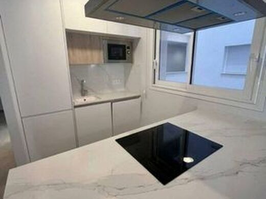 Luxury Apartment for sale in Torrevieja, 430 000 €, Photo 3