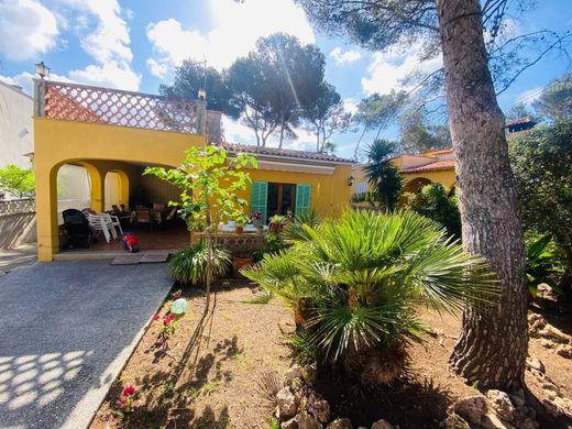 Luxury House for sale in Calvià, 655 000 €, Photo 1
