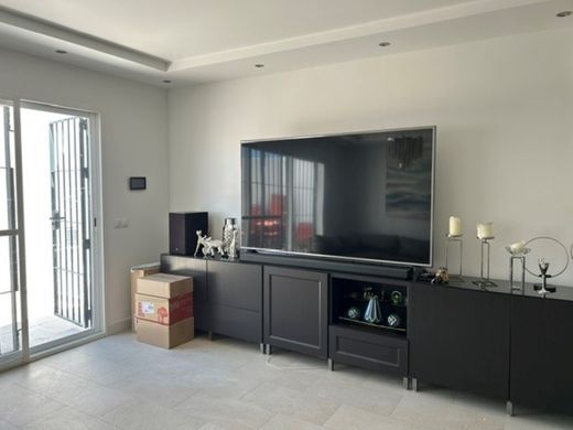 Luxury House for sale in Marbella, 780 000 €, Photo 7