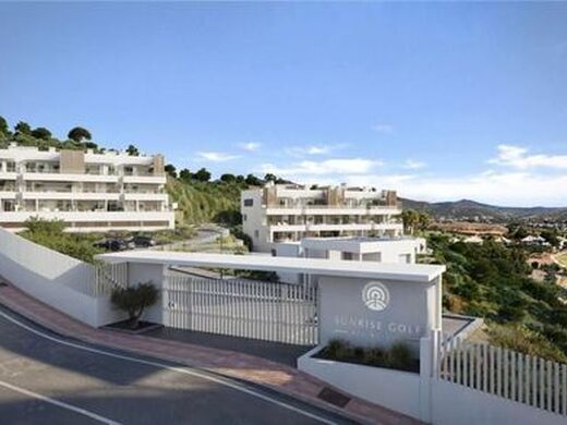Luxury Apartment for sale in Mijas, 652 900 €, Photo 1