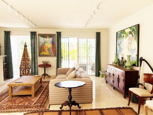Maison de luxe à vendre à Marbella, 980 000 €, Photo 1
