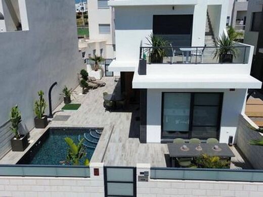 Luxury House for sale in Benijofar, 469 000 €, Photo 2