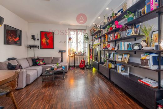 Luxury Apartment for sale in Milan, 560 000 €, Photo 1