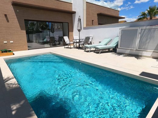 Luxury House for sale in Algorfa, 425 000 €, Photo 1