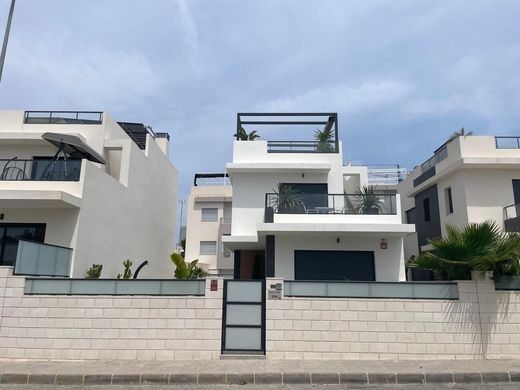 Luxury House for sale in Benijofar, 469 000 €, Photo 3