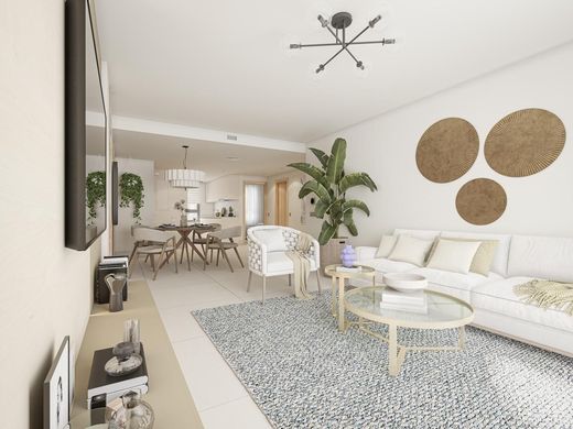 Luxury Apartment for sale in Manilva, 450 000 €, Photo 4