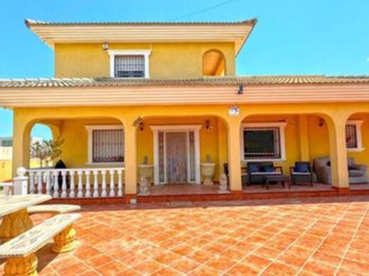 Luxury House for sale in Torrevieja, 610 000 €, Photo 6