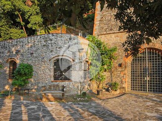 Luxury House for sale in Massaciuccoli, 3 950 000 €, Photo 1