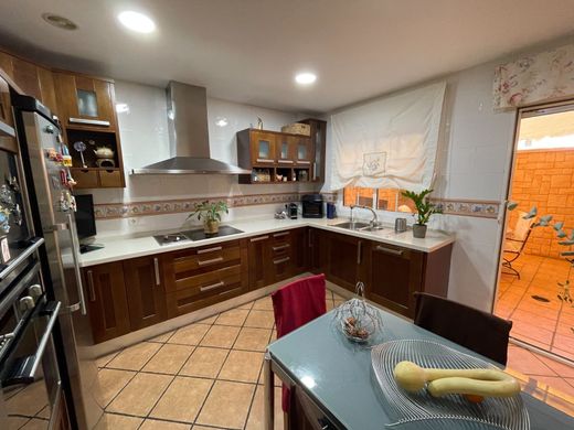 Maison de luxe à vendre à Elche, 452 000 €, Photo 3