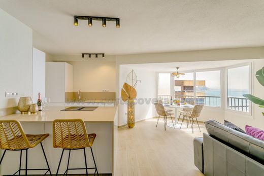 Luxury Apartment for sale in El Campello, 485 000 €, Photo 2