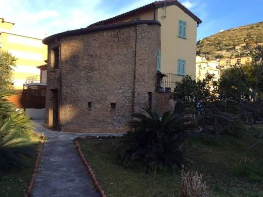 Maison de luxe à vendre à Ventimiglia, 600 000 €, Photo 2