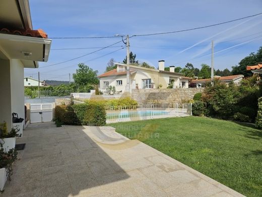 Luxury House for sale in Vila Verde, 400 000 €, Photo 2
