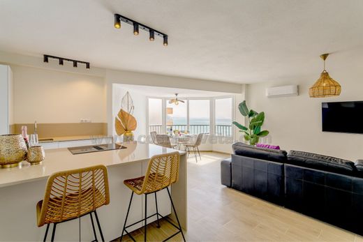Luxury Apartment for sale in El Campello, 485 000 €, Photo 4
