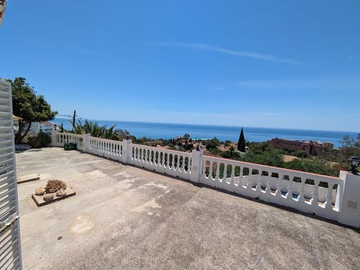 Luxury House for sale in Benalmádena, 979 000 €, Photo 4