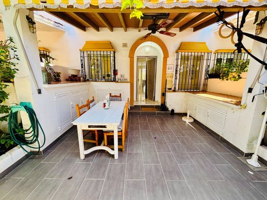 Luxury House for sale in Benalmádena, 540 000 €, Photo 3