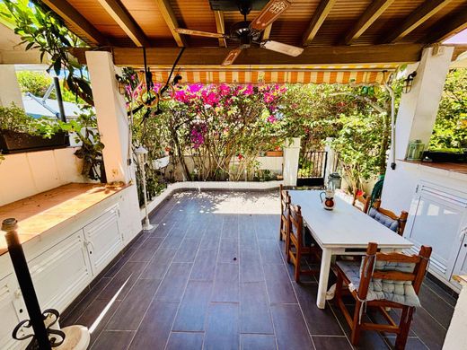 Luxury House for sale in Benalmádena, 540 000 €, Photo 4