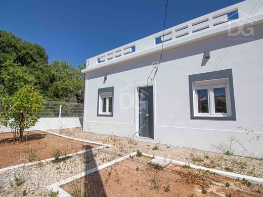 Maison de luxe à vendre à Loulé, 470 000 €, Photo 2