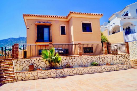 Luxury House for sale in Benalmádena, 795 000 €, Photo 7