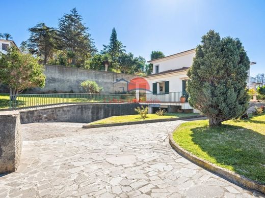 Maison de luxe à vendre à Funchal, 750 000 €, Photo 1