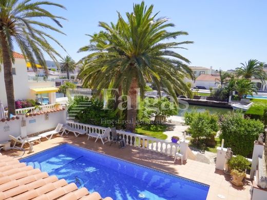 Luxury House for sale in Empuriabrava, 840 000 €, Photo 2