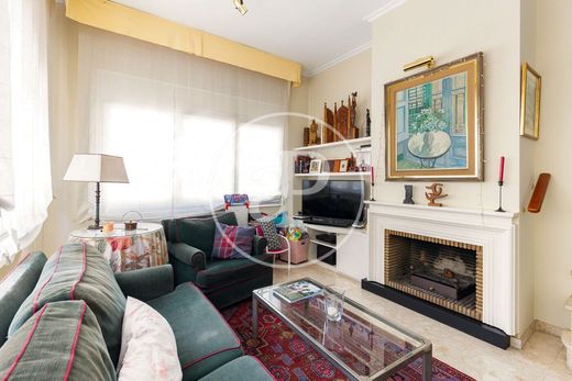 Maison de luxe à vendre à Montcada I Reixac, 690 000 €, Photo 7