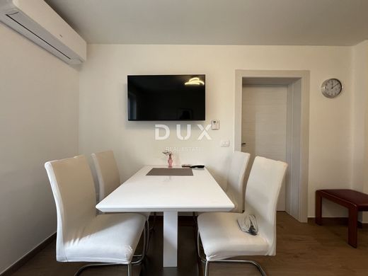 Luxury Apartment for sale in Opatija, 439 000 €, Photo 4