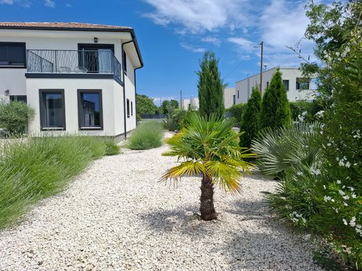 Maison de luxe à vendre à Pula, 550 000 €, Photo 6