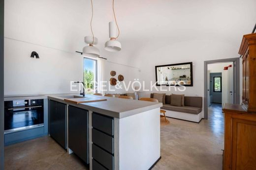 Luxury House for sale in Ostuni, 670 000 €, Photo 4