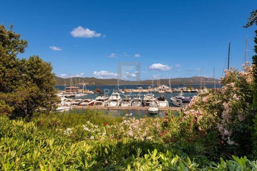 Appartement de luxe à vendre à Olbia, 1 350 000 €, Photo 1