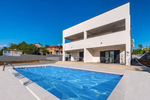 Luxury House for sale in Novigrad, 1 250 000 €, Photo 1