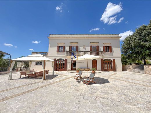 Luxury House for sale in Ostuni, 1 500 000 €, Photo 2