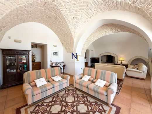 Luxury House for sale in Ostuni, 1 500 000 €, Photo 5