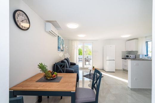 Luxury House for sale in Novigrad, 1 250 000 €, Photo 6