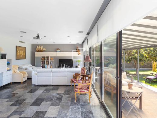 Maison de luxe à vendre à Sant Vicenç de Montalt, 948 000 €, Photo 1